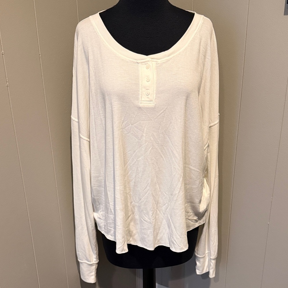 Gapbody Women XL Tall Elegant White Long Sleeve Button Henley Top